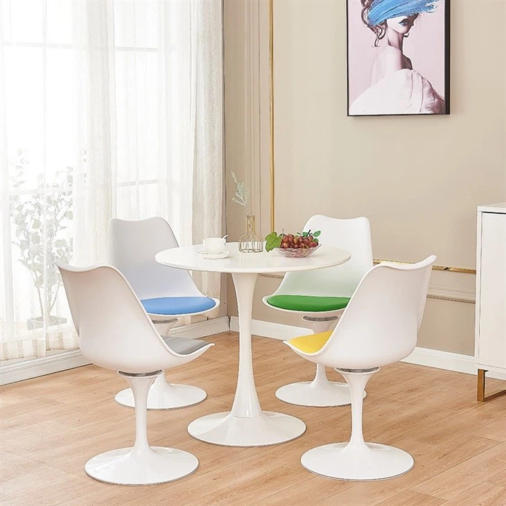 Scandinavian Tulip table (15)(001)